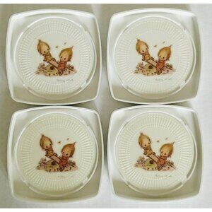 VTG Hallmark Betsey Clark Coasters Set Of 4 White Plastic Facsimile Made In USA
